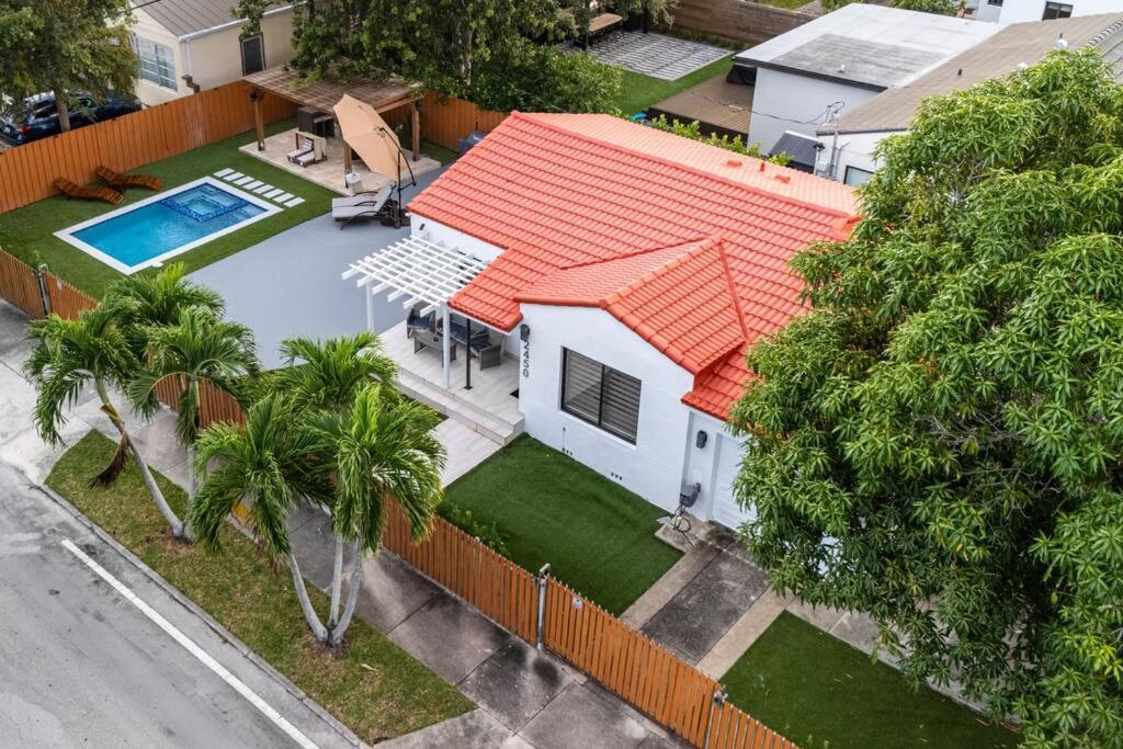 Luxury Retreat 3B ,2Ba Pool , Coral Gables Center Villa Miami Bagian luar foto