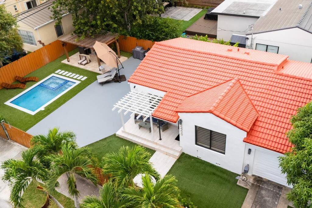 Luxury Retreat 3B ,2Ba Pool , Coral Gables Center Villa Miami Bagian luar foto