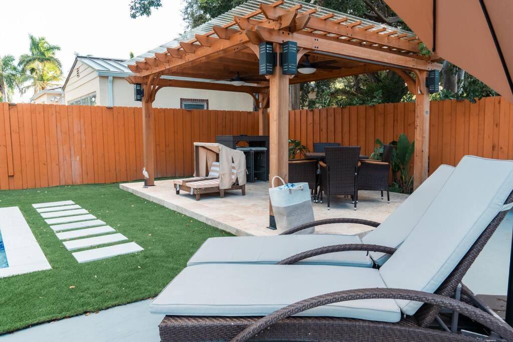 Luxury Retreat 3B ,2Ba Pool , Coral Gables Center Villa Miami Bagian luar foto