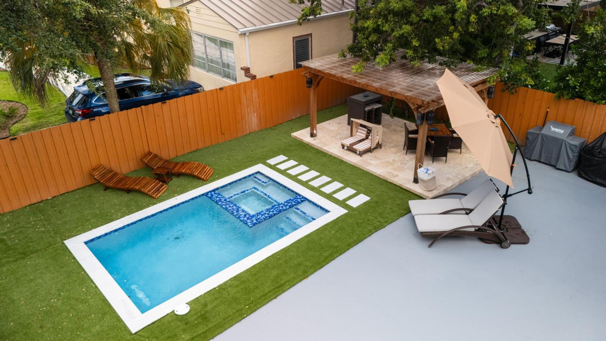 Luxury Retreat 3B ,2Ba Pool , Coral Gables Center Villa Miami Bagian luar foto